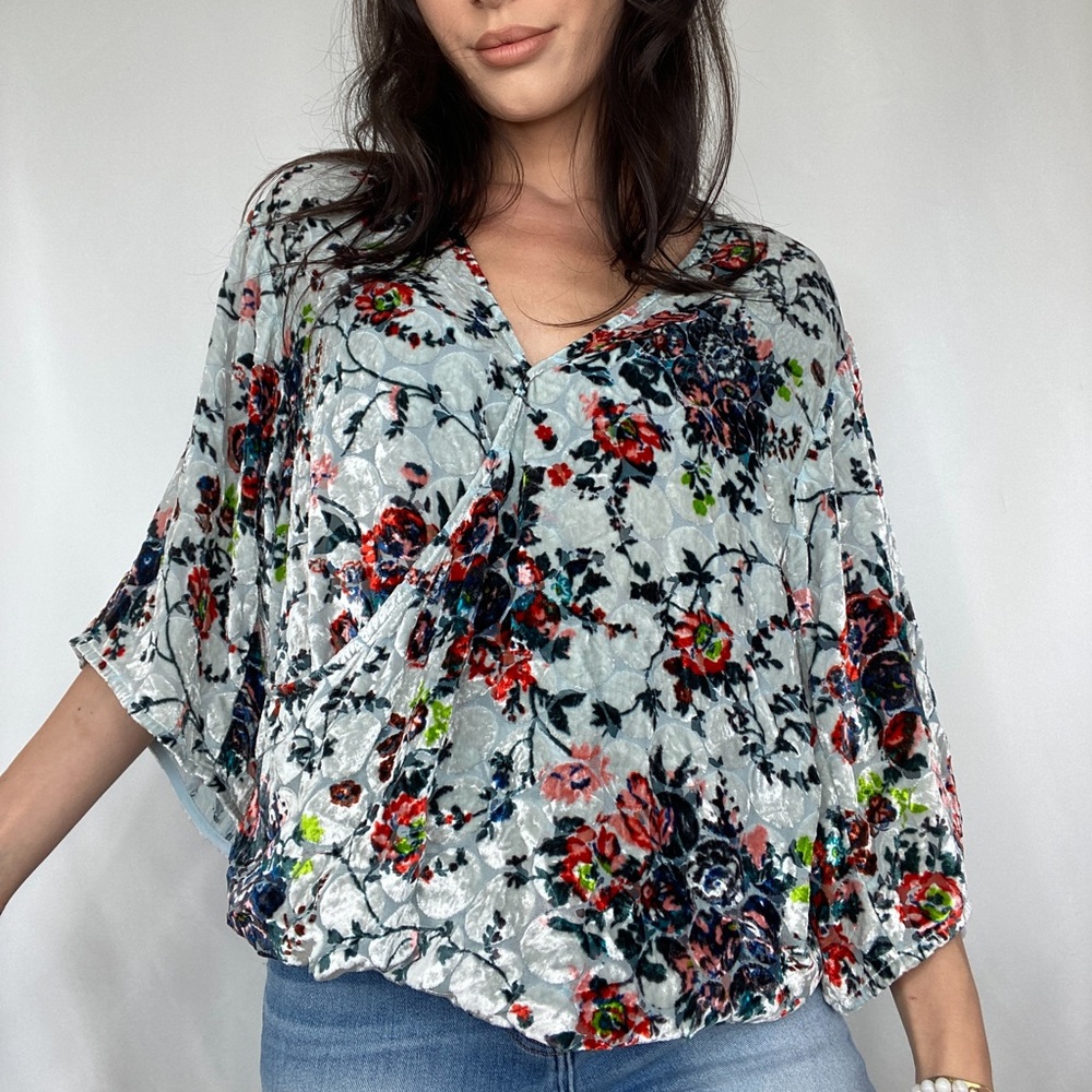 *SOLD ONLINE* Maeve Velvet Blouse - Picture 1 of 4